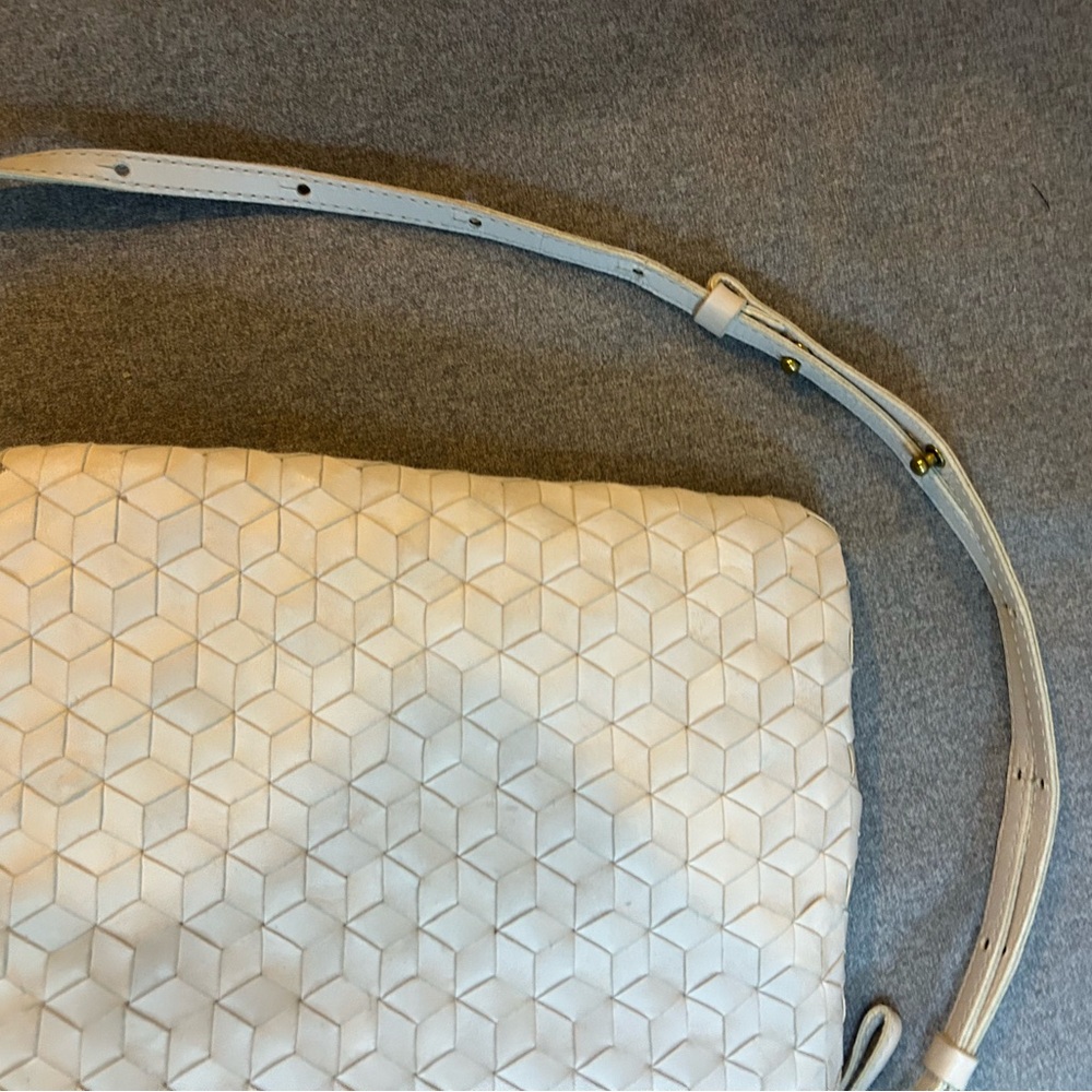 NWT madewell puffy woven crossbody bag in form grey - Picture 4 of 4